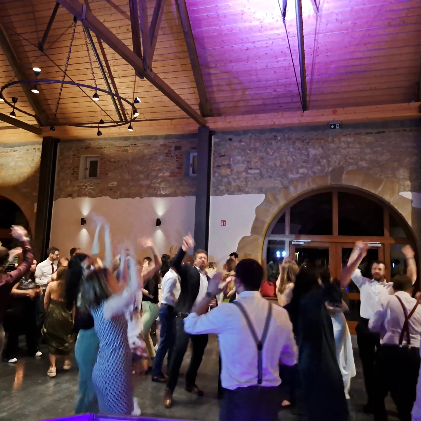 IMG_20230429_225012_210